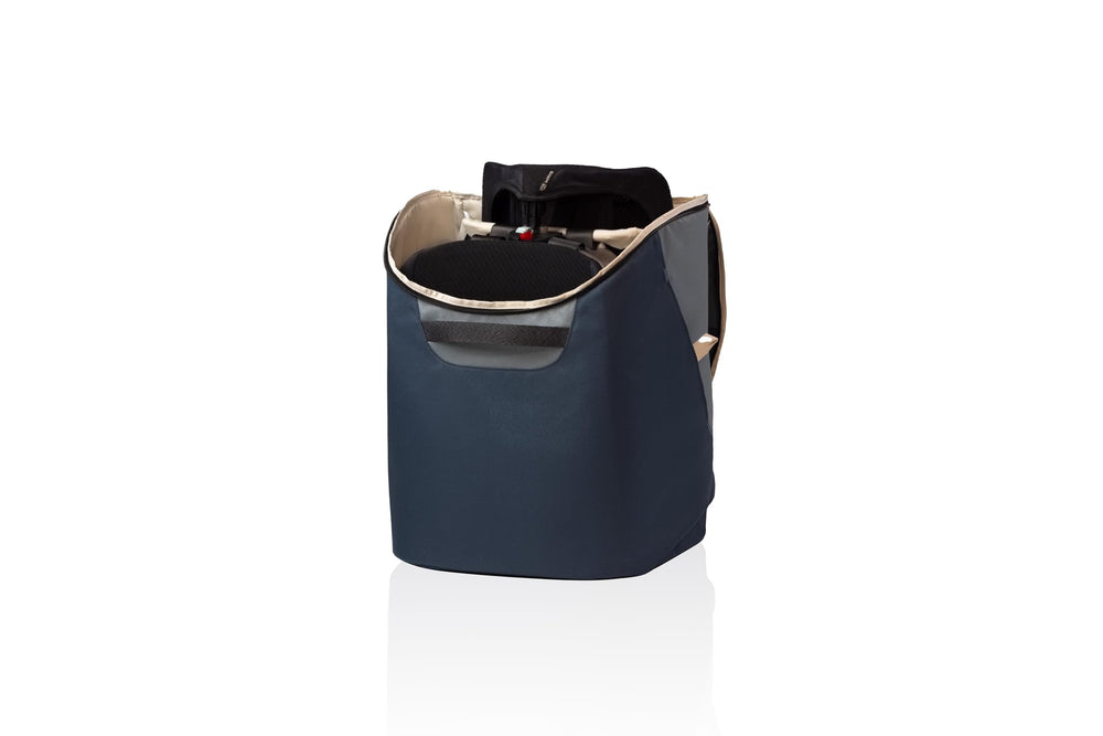 WAYB Pico Carry Bag side pocket organizes small items during commutes.