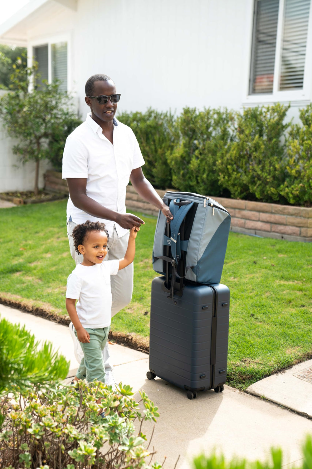 WAYB Pico Carry Bag 3-year warranty indicates long-term support.