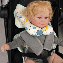 Wedfull Dinosaur pillow promotes head and neck alignment for babies.