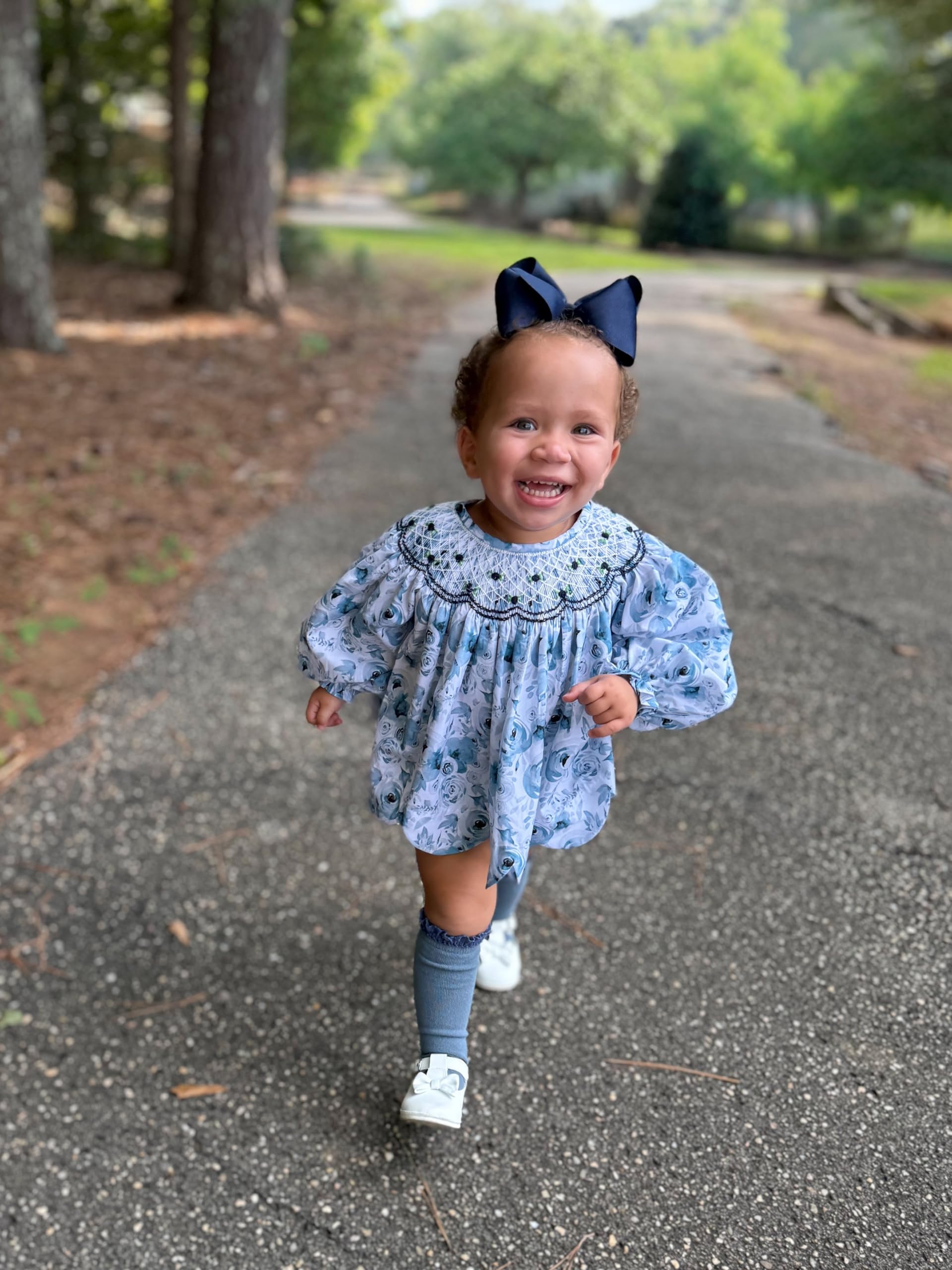 Wee Ones classic grosgrain collection navy bow offers timeless style