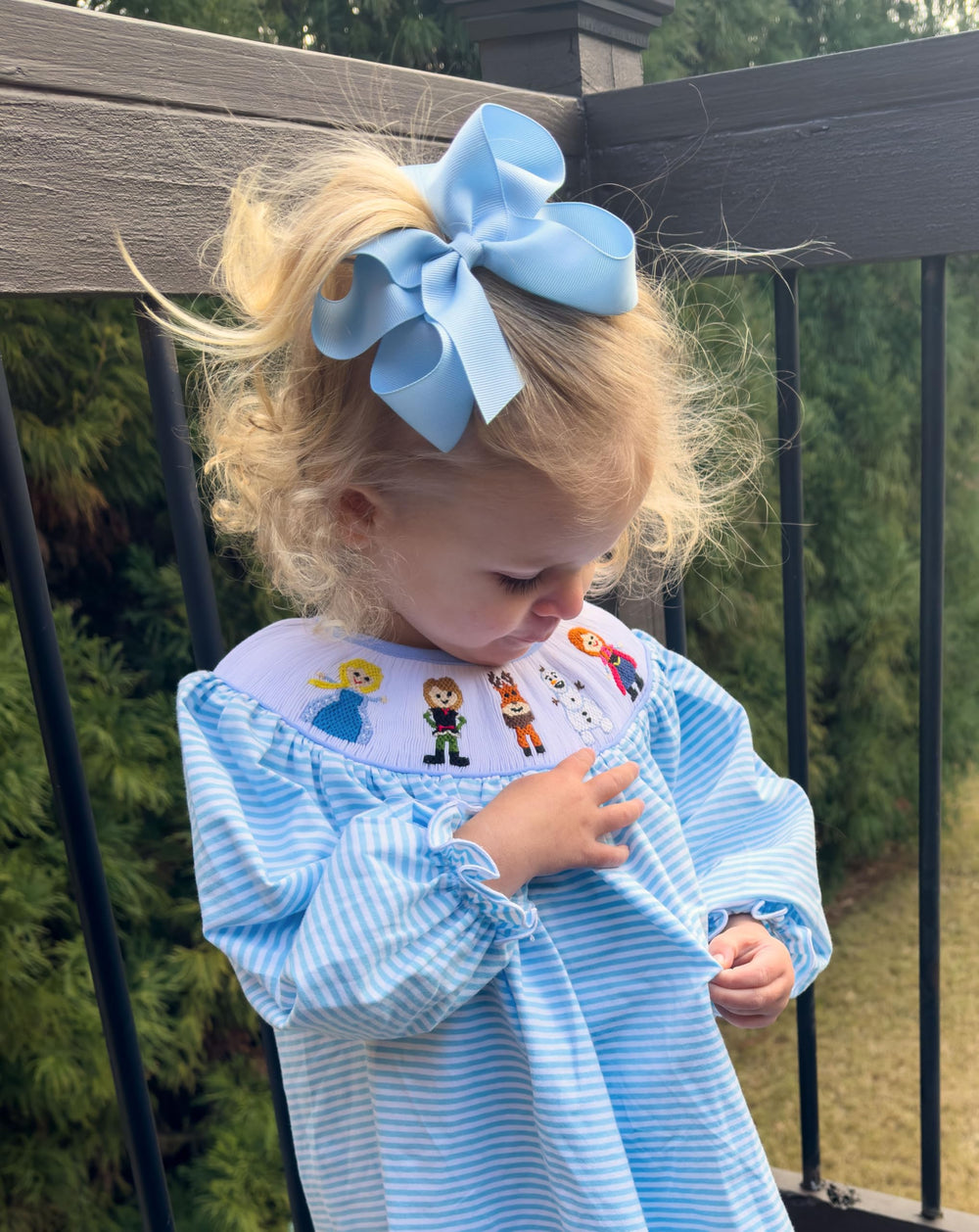 Wee Ones handmade bow adds a timeless style to everyday outfits.