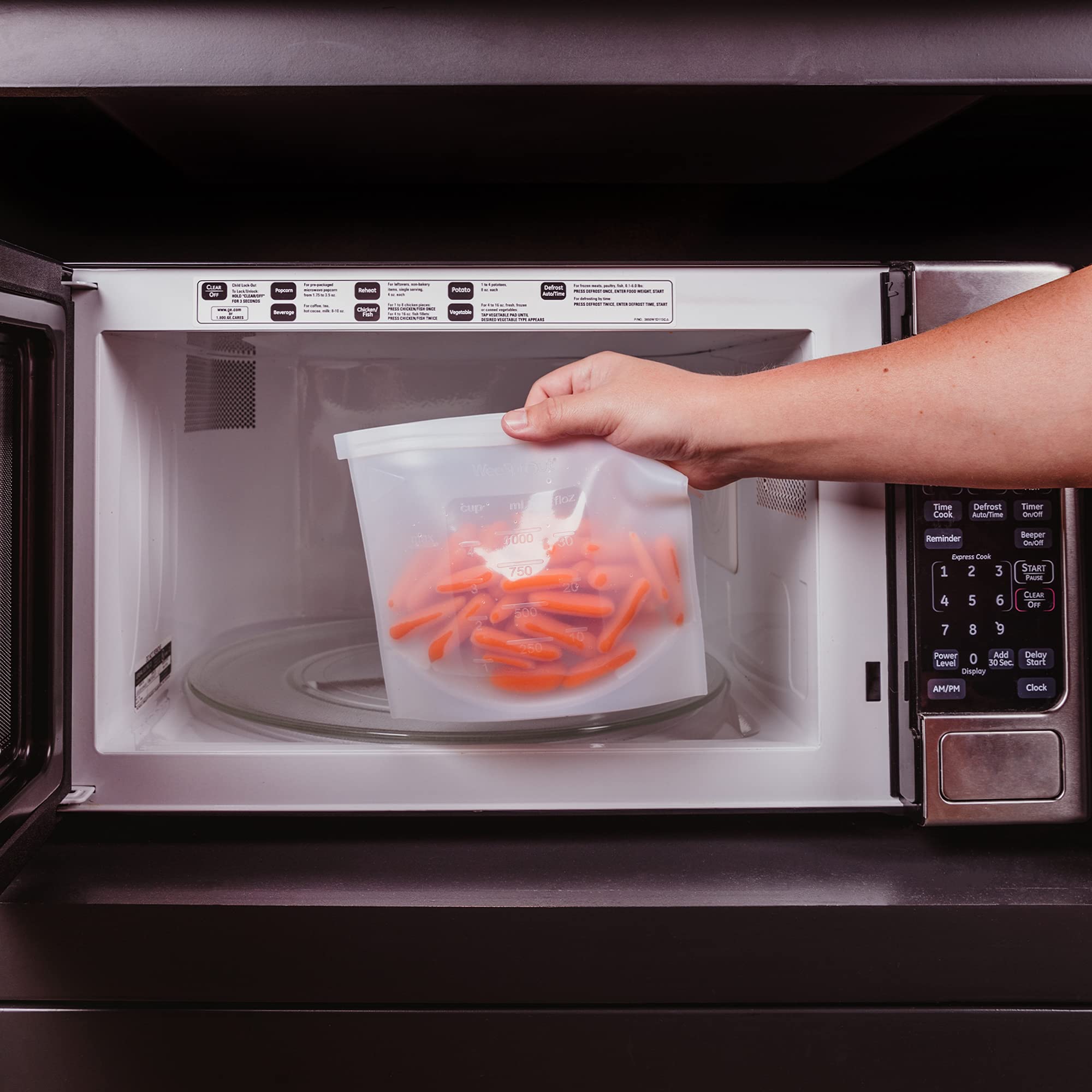 WeeSprout dishwasher-safe silicone bag simplifies cleanup after meals and snacks
