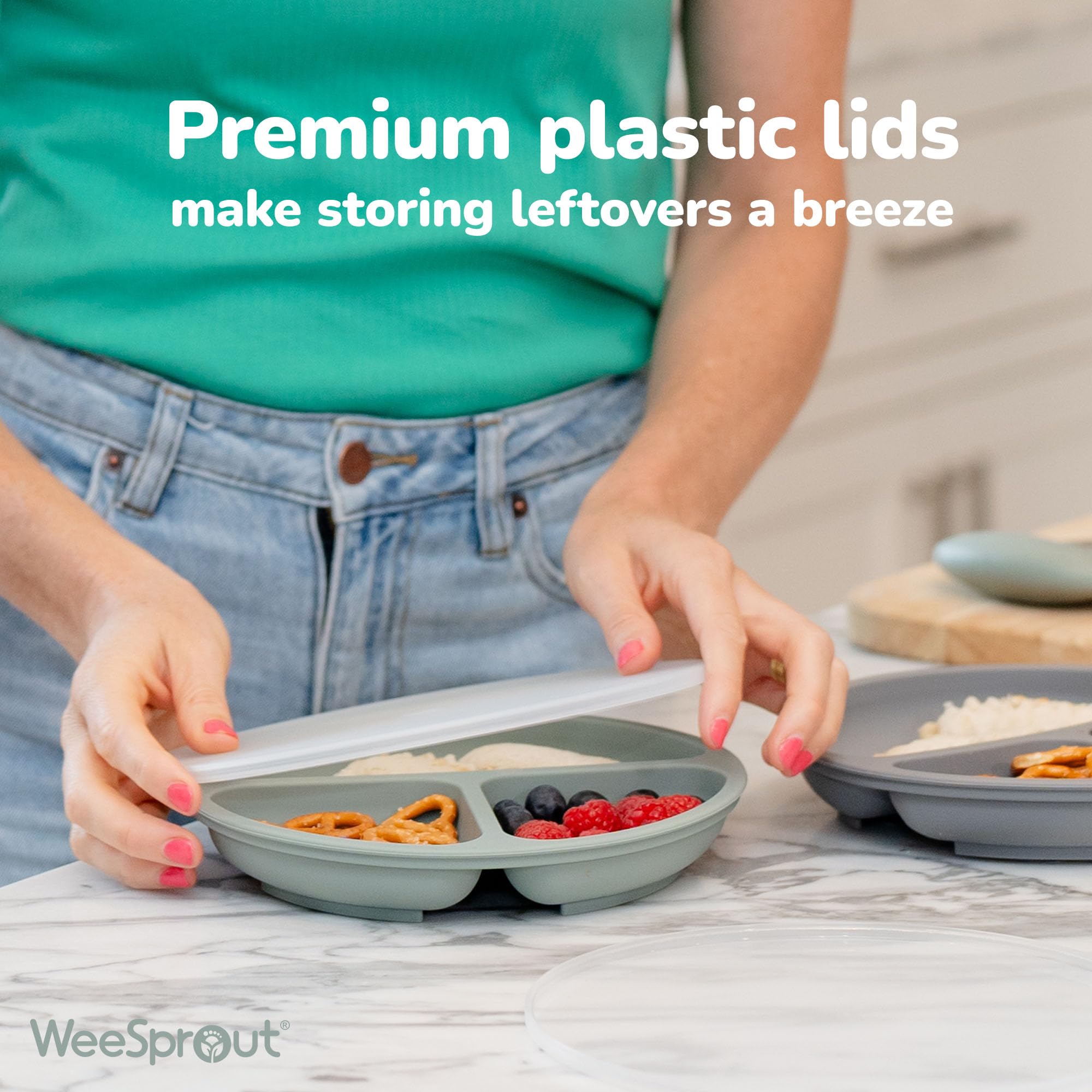 WeeSprout plates are dishwasher-safe, simplifying post-meal cleanup.