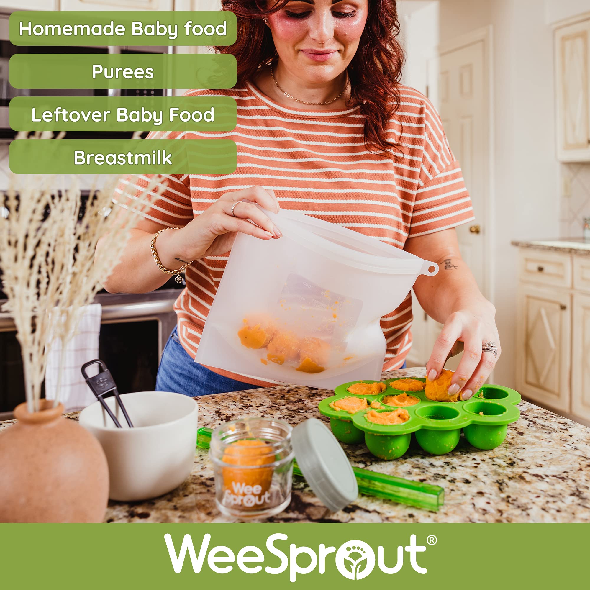 WeeSprout reinforced-bottom tray prevents squished purées when stacked.