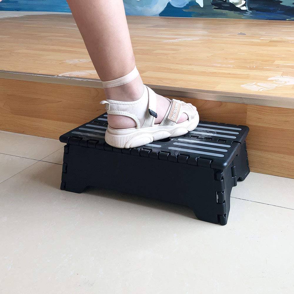 WeFaner 5-inch folding step with non-slip surface emphasizes safe footing during use.