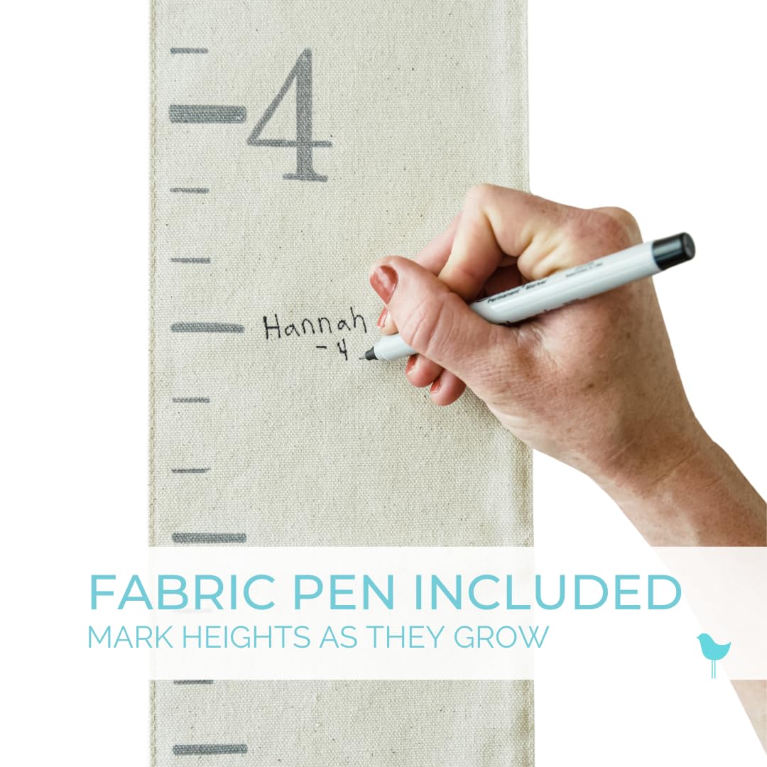 White Loft muslin bag packaging keeps the growth chart protected during storage and transit