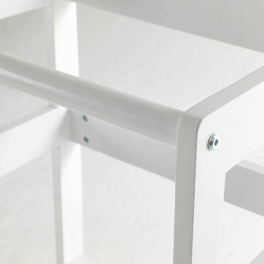 Wiifo two-step design provides stable footing and easy access