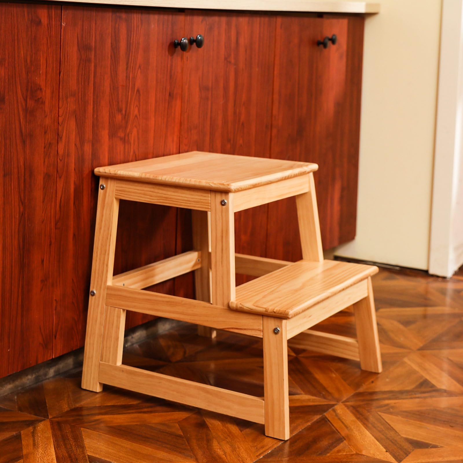 Wiifo weight-capacity stool supports up to 150 lbs for growing children.