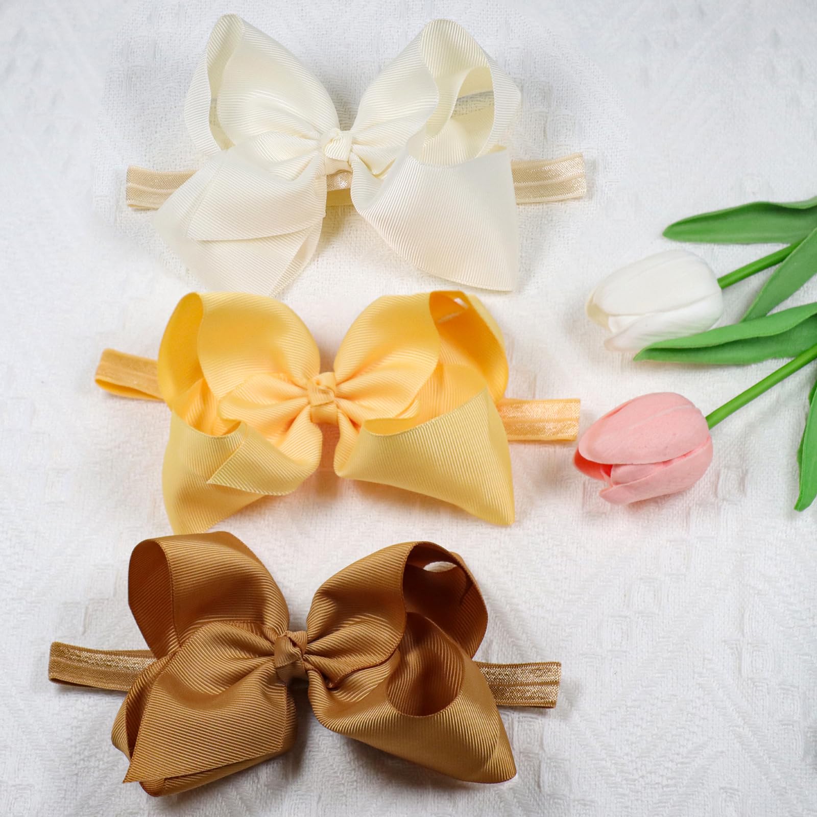 WillingTee headbands-bow-size-6inch emphasizes the prominent 6-inch bow feature.
