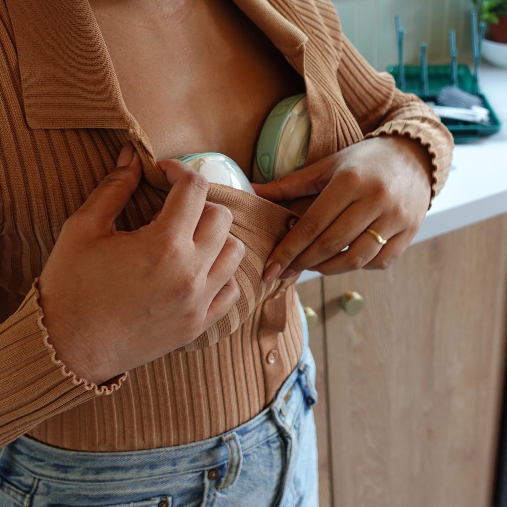 Willow Go dishwasher-safe BPA-free milk container for easy cleaning