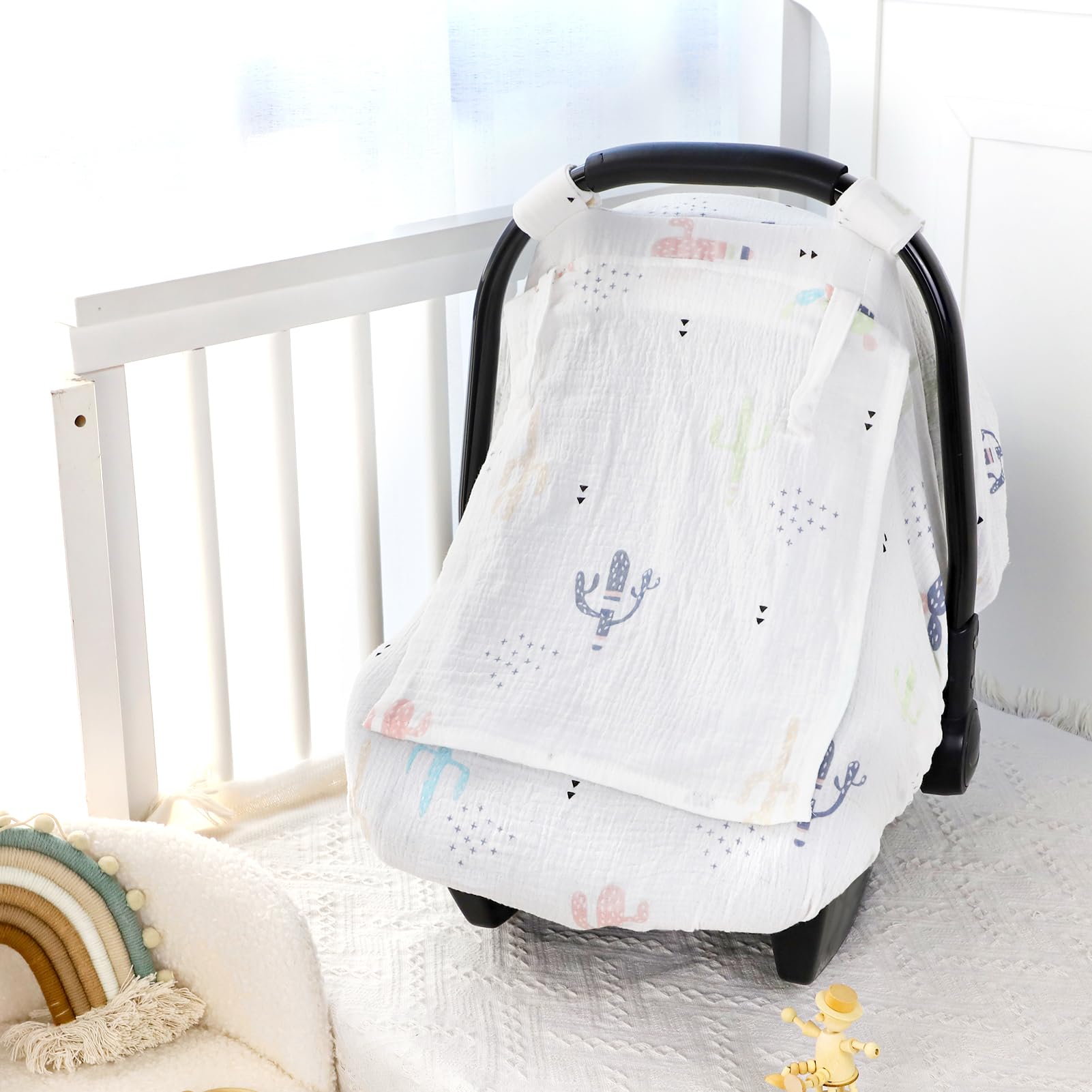 WINGHENLEE fits most standard car seats for versatile use.