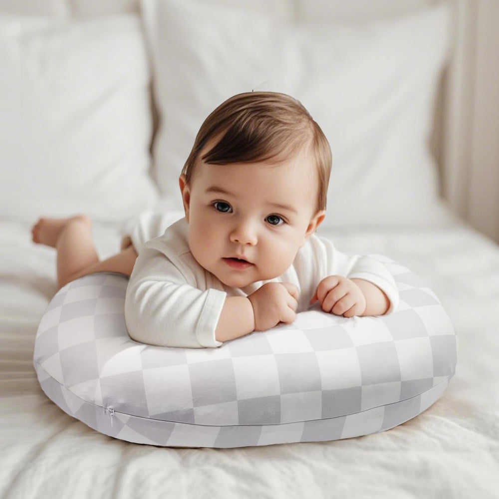 Wirein nursing cover with concealed zipper for baby-safe, easy application.