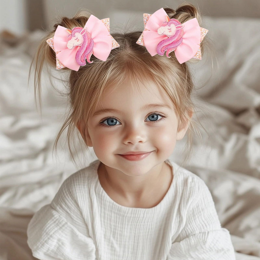 WIWUFUE sparkly pink unicorn clip ideal for birthdays.