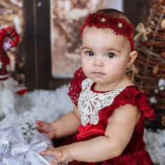 WNYUJOY baby headband worn by a model to demonstrate comfortable fit for photos.