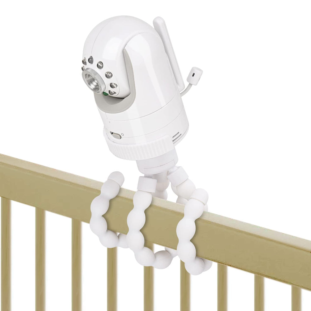 wochel dxr8 tripod mount on crib setup shows secure, tool-free camera positioning