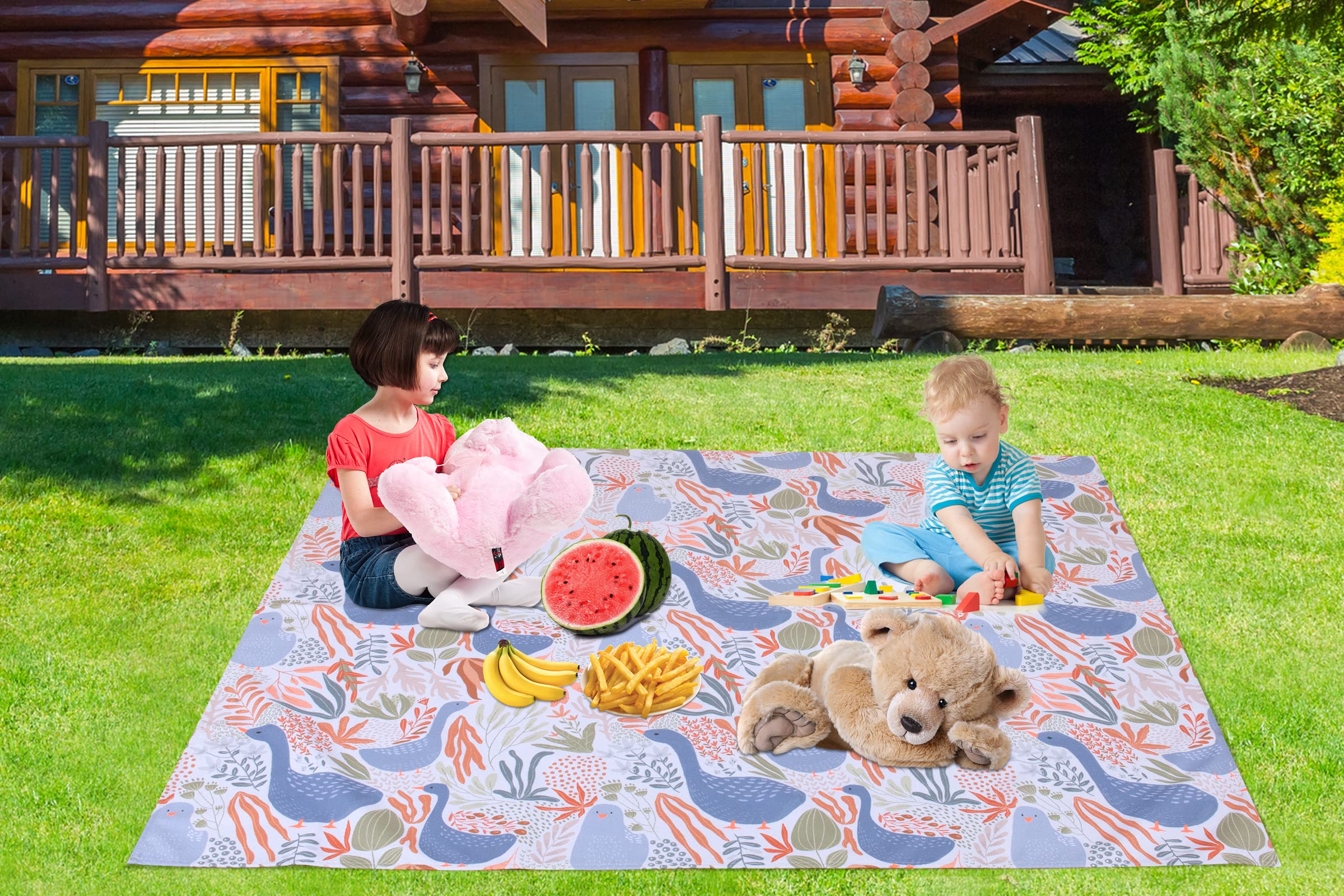 WOMUMON Splat Mat travel-friendly design folds for on-the-go protection