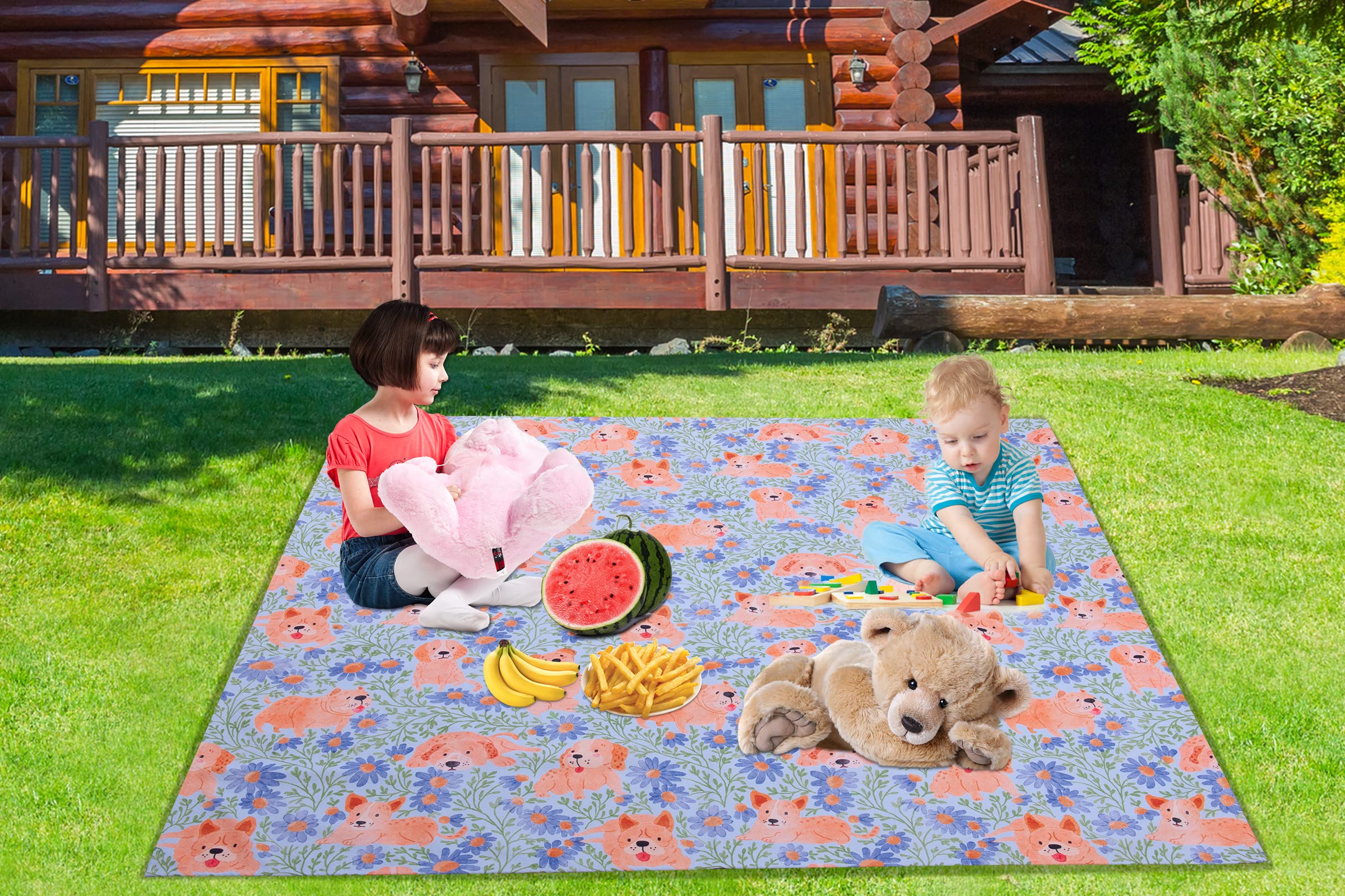 WOMUMON Travel-friendly splash mat folds compactly for on-the-go use.