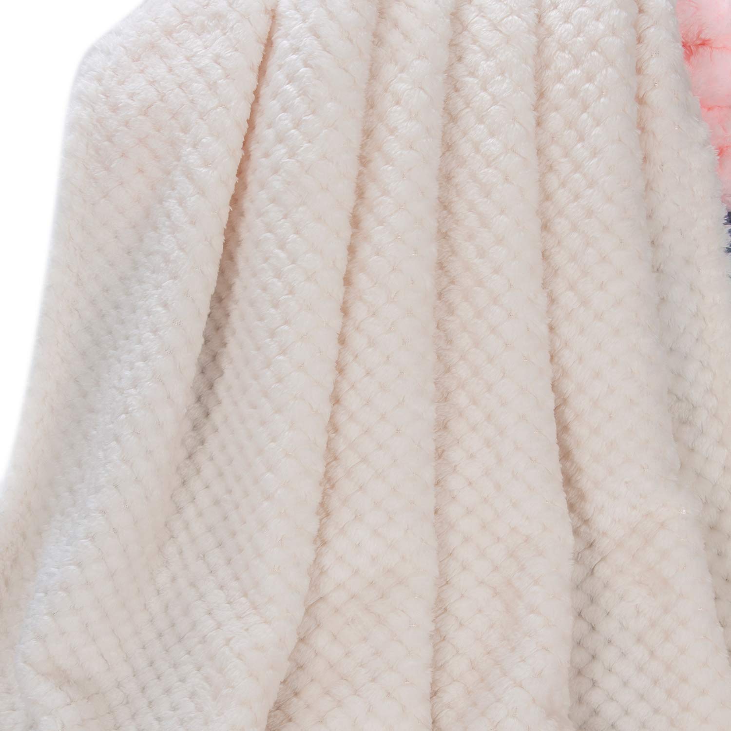 WONDER MIRACLE easy-care machine-washable blanket for busy households