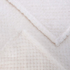WONDER MIRACLE travel-packable blanket ready for trips and stroller
