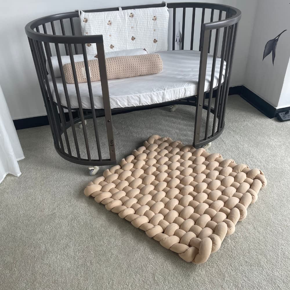 Wonder Space Knotted Braided Plush Mat washing care image highlights easy spot-clean maintenance
