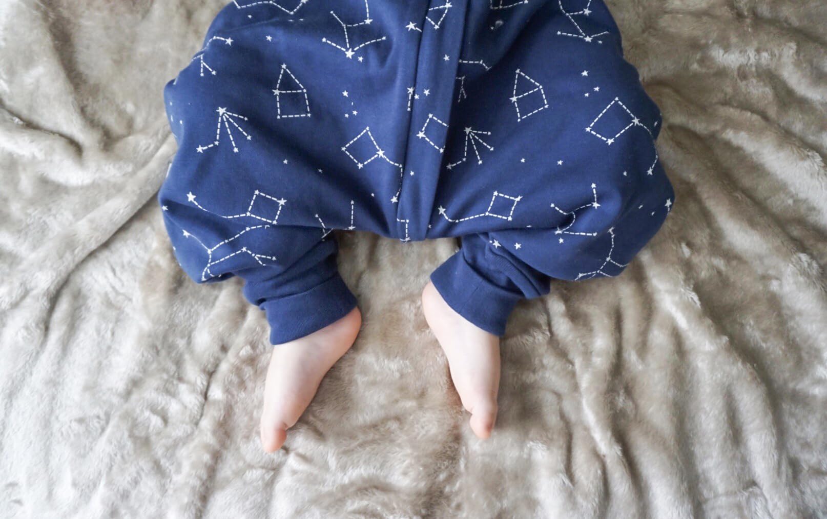 Woolino Night Sky 3-4T size overview suitable for toddlers.