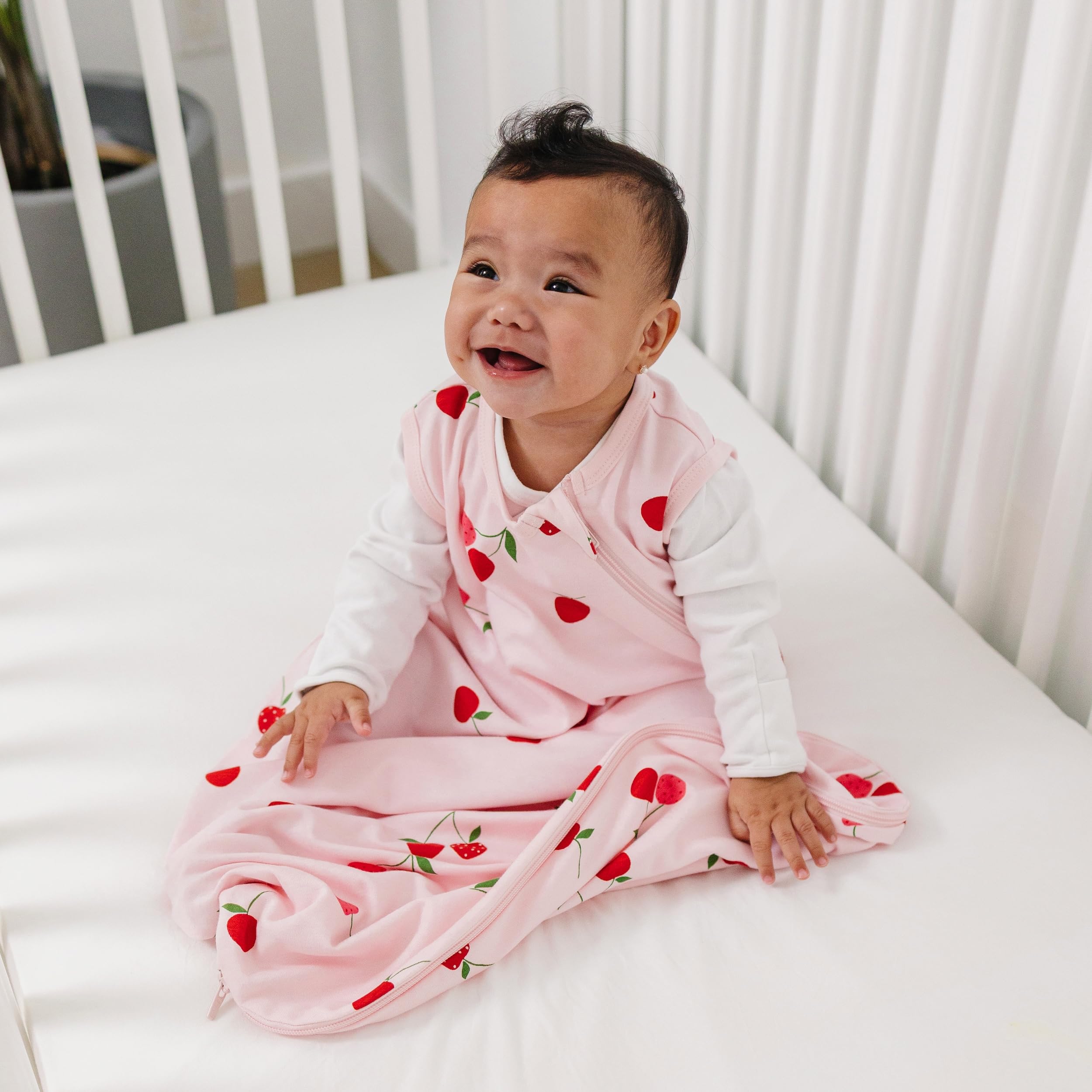Woolino Ecolino Sleep Sack night routine visual with secure zipper guard.