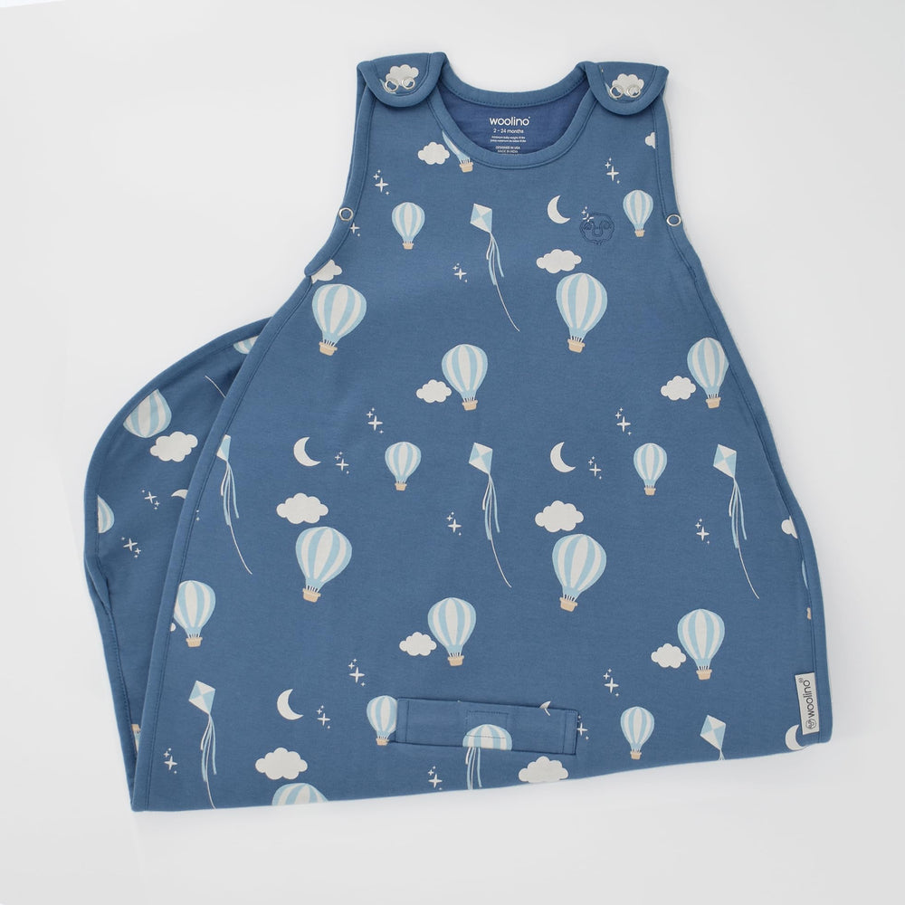 Woolino Merino Sleep Sack shoulder snaps detail aids easy dressing.