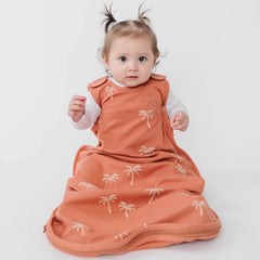 Woolino organic cotton outer close-up emphasizing breathable outer layer.