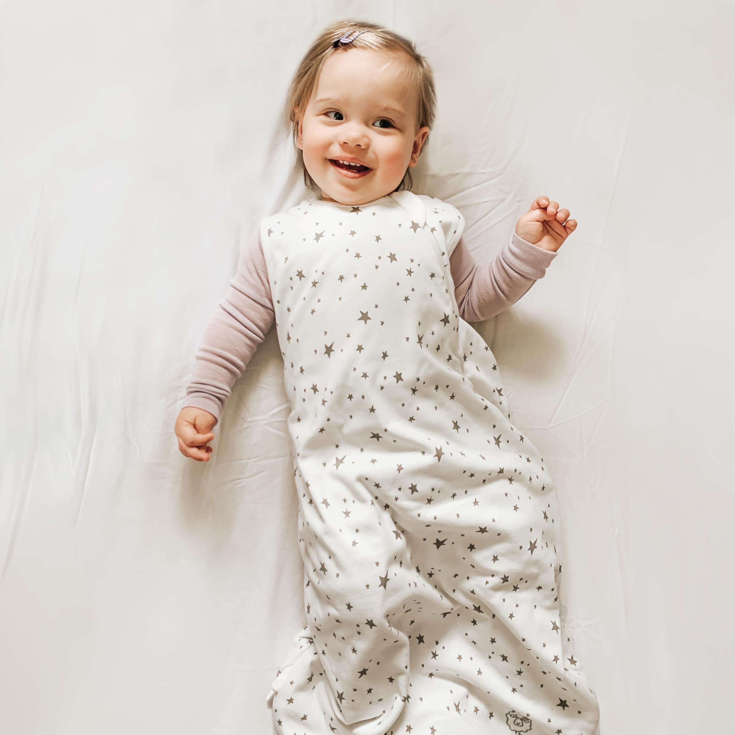 Woolino organic cotton outer closeup shows soft, durable fabric.