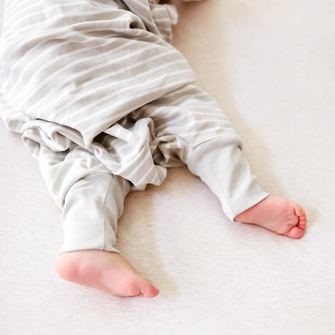 Woolino Birch Gray fabric close-up shows cozy texture and premium materials.