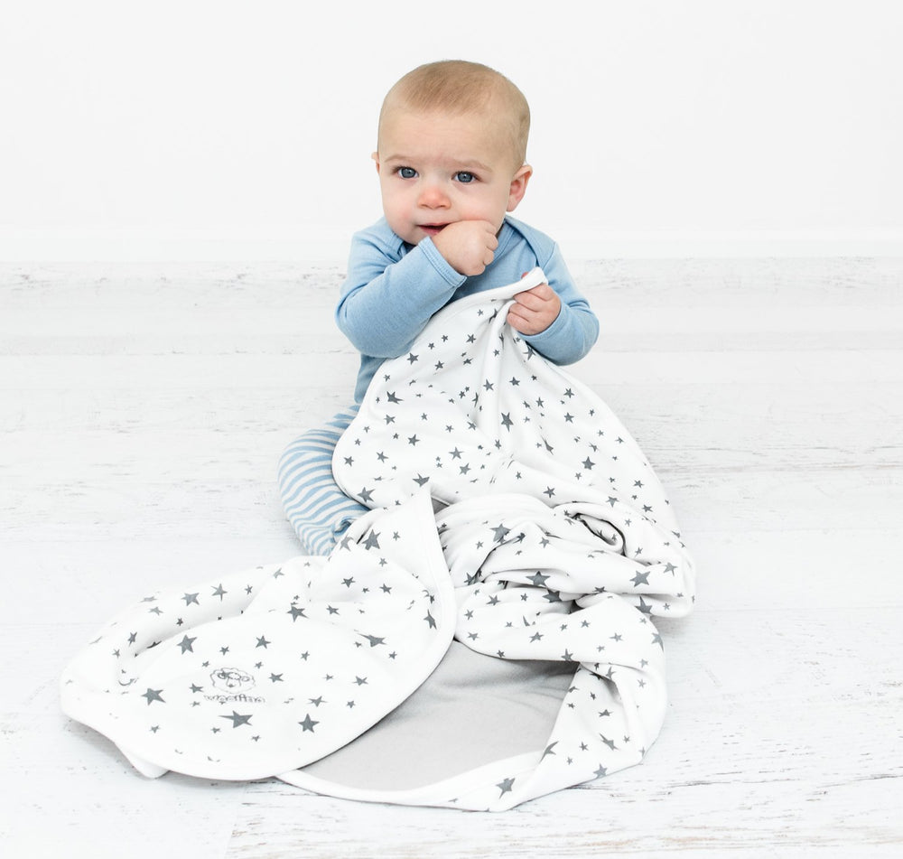 Australian merino wool lining delivers natural temperature regulation.