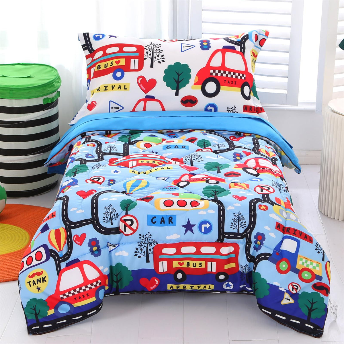Wowelife car toddler bedding 4-piece pack for quick bedroom styling and cohesive theme.