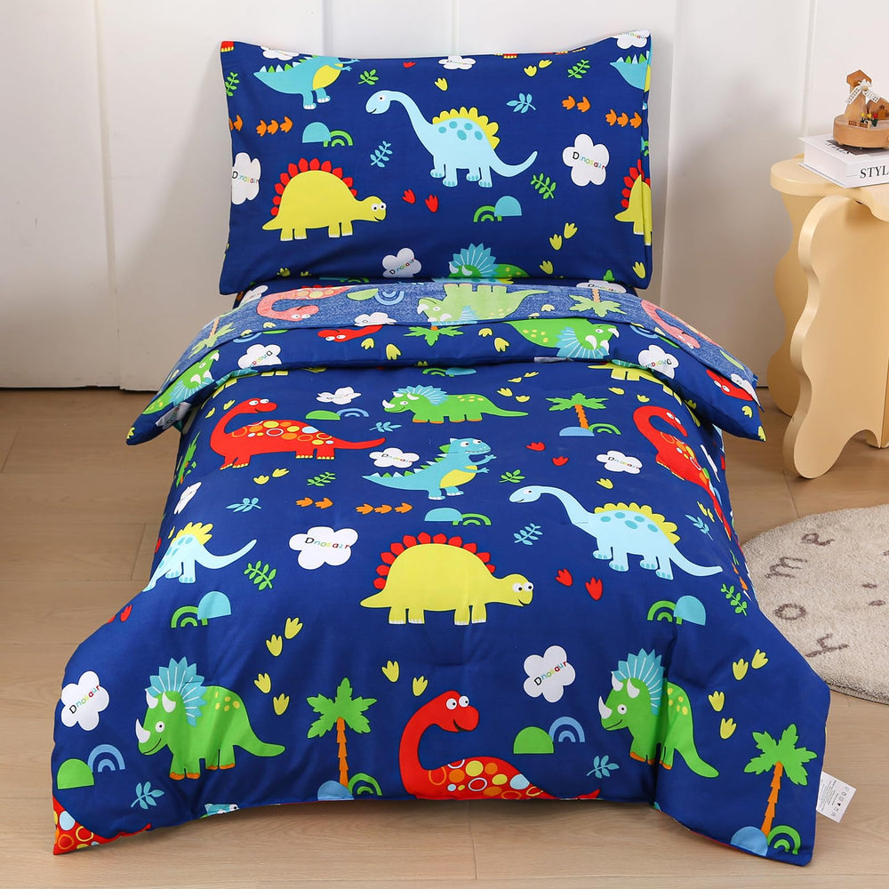 Wowelife dinosaur comforter closeup shows soft breathable fabric for toddlers