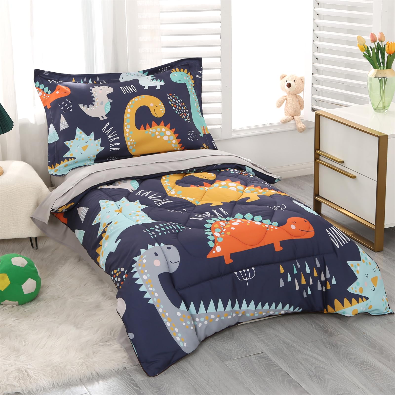 Wowelife dinosaur-themed bedroom decor inspires imaginative play