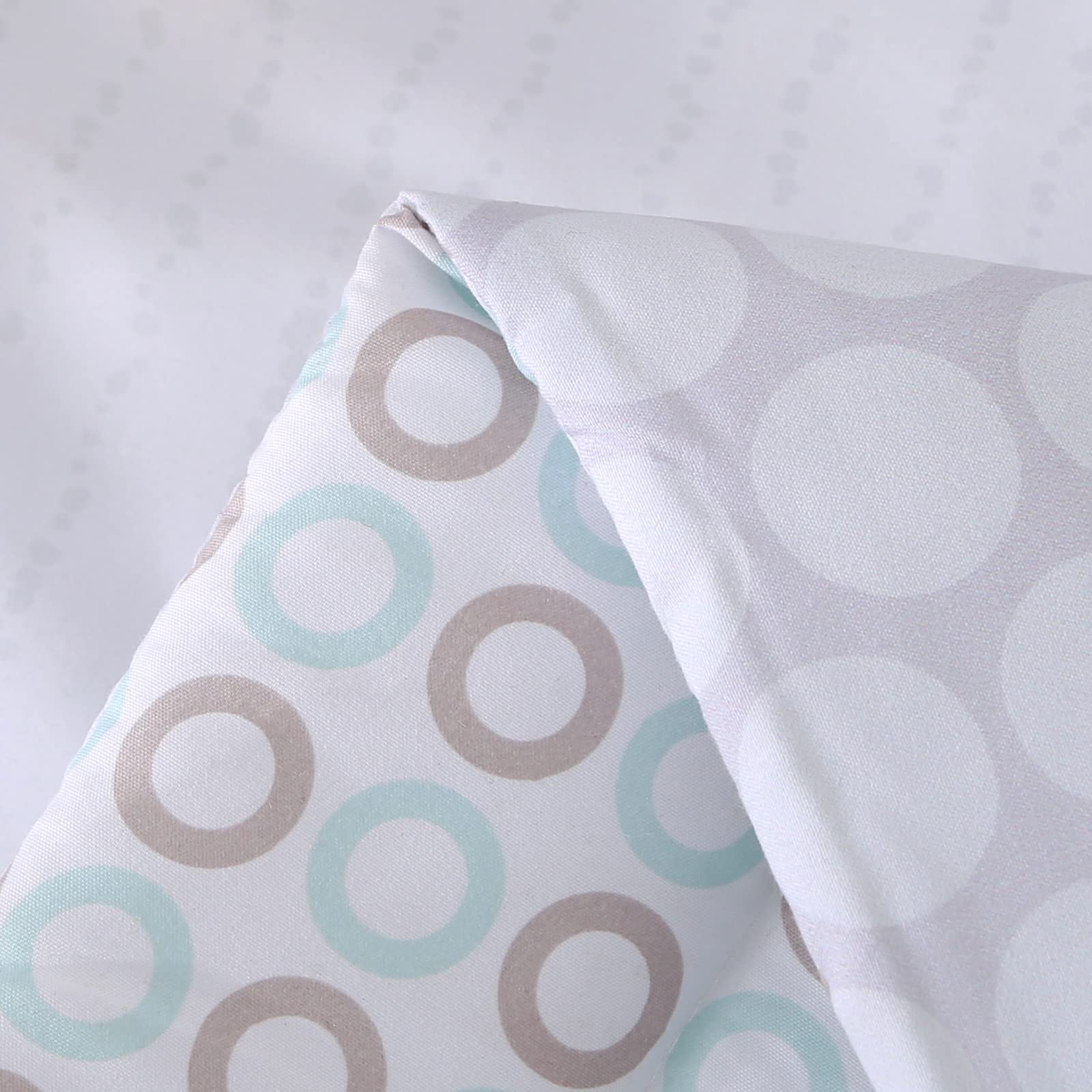 Wowelife Elephant newborn gift set offers a thoughtful baby shower option