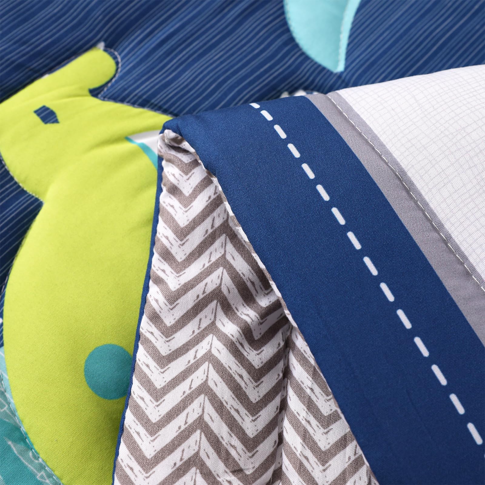 Wowelife fitted sheet with elastic edge keeps crib bedding secure