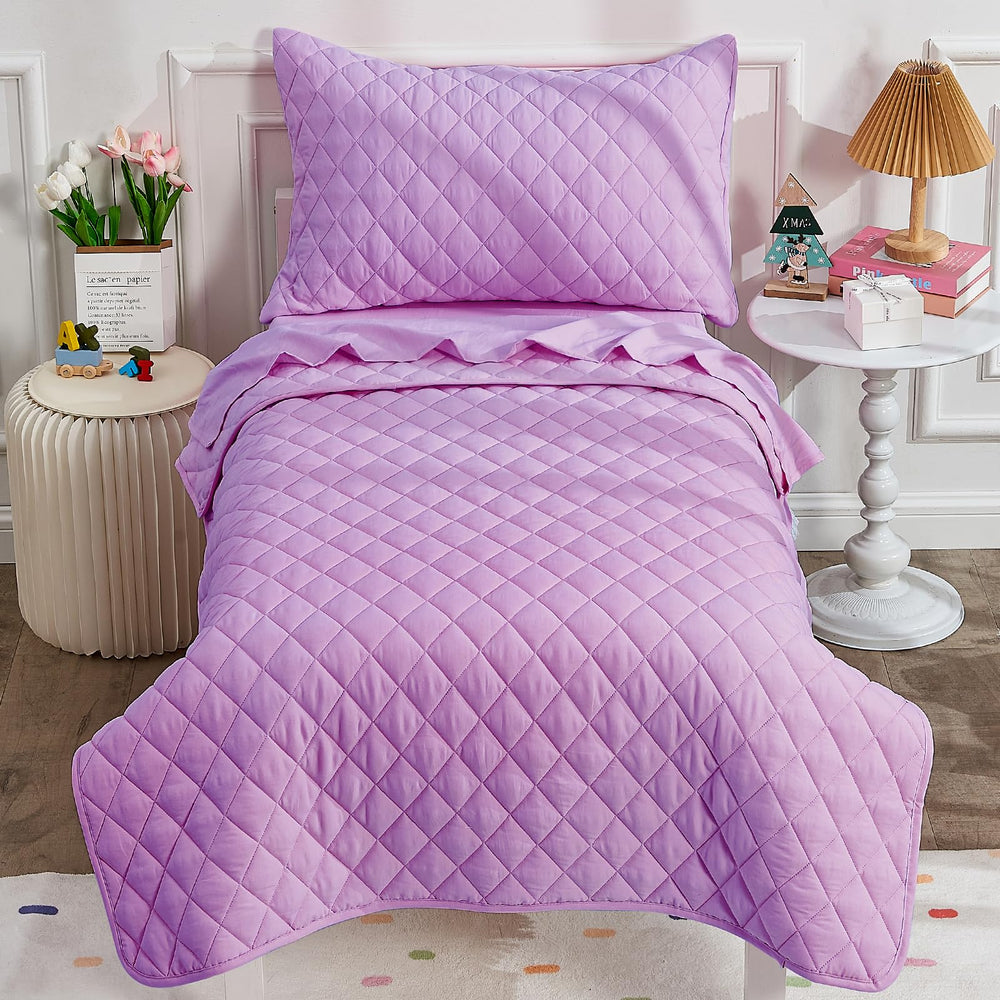 Wowelife flat sheet purple toddler close-up highlights breathable fabric for daytime play comfort.