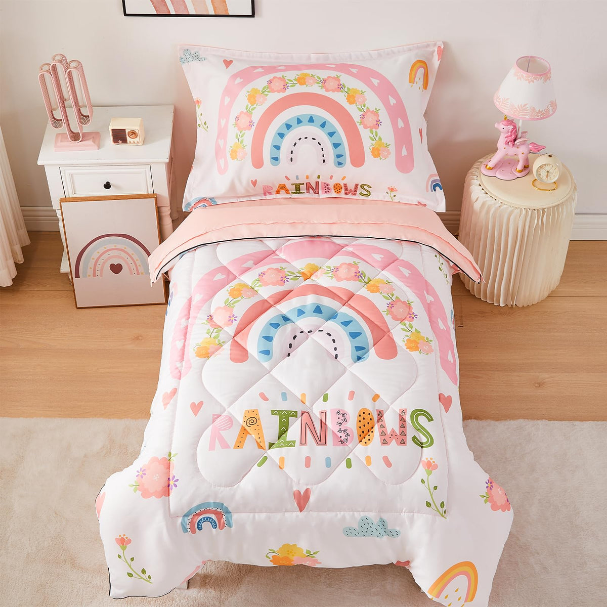 Wowelife rainbow toddler bedding set close-up showing soft, breathable fabric for gentle nights.