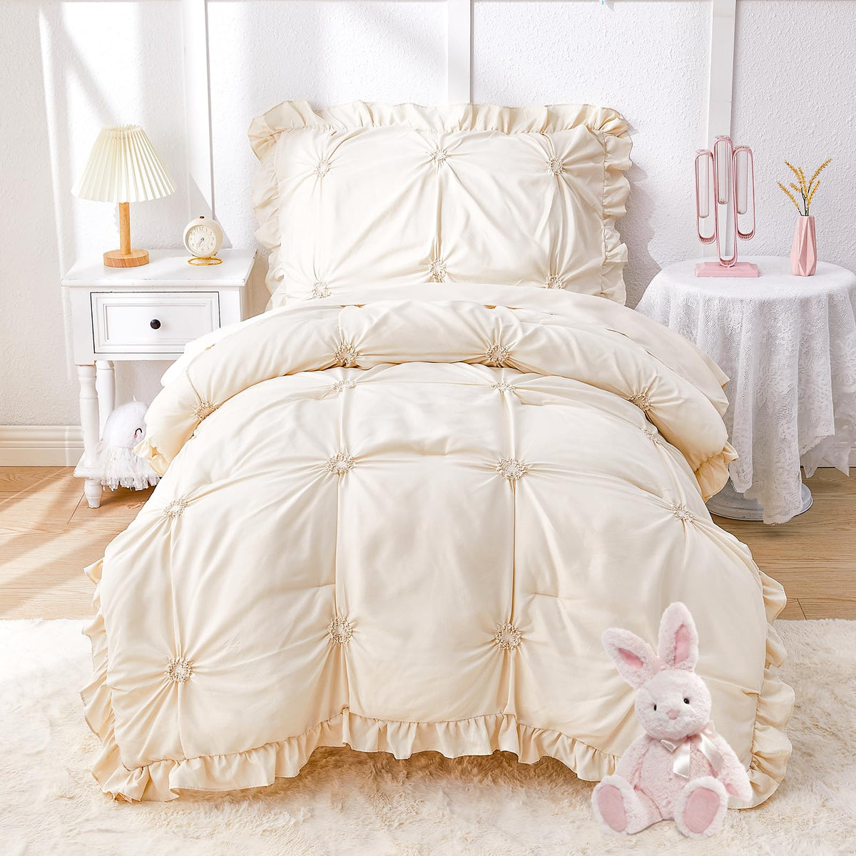 Wowelife toddler bedding set beige floral ruffles closeup, showcasing soft jacquard texture for cozy sleep
