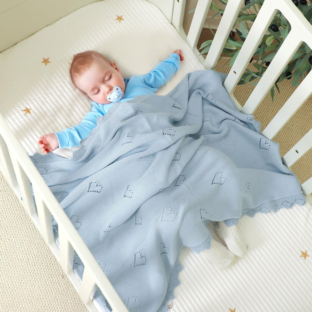 Wugugu baby blanket crochet 30x40 size fits swaddling and stroller use.