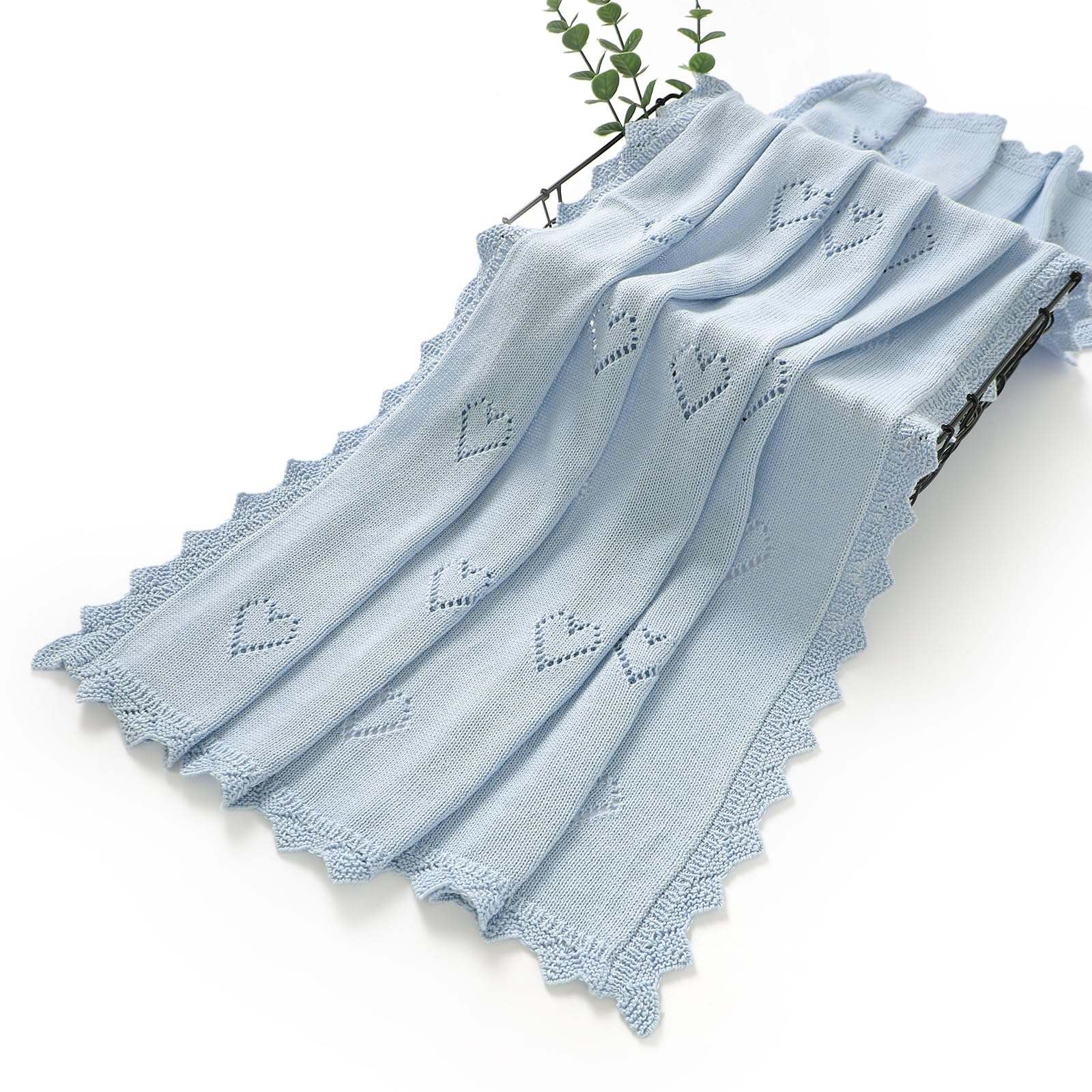 Wugugu baby blanket crochet ideal for nursery crib and cradle sleep.