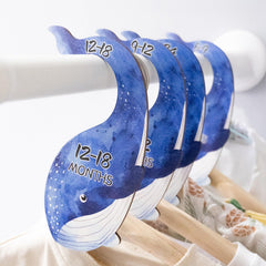 WUXTANGZ neutral design with whale motif suits any nursery.