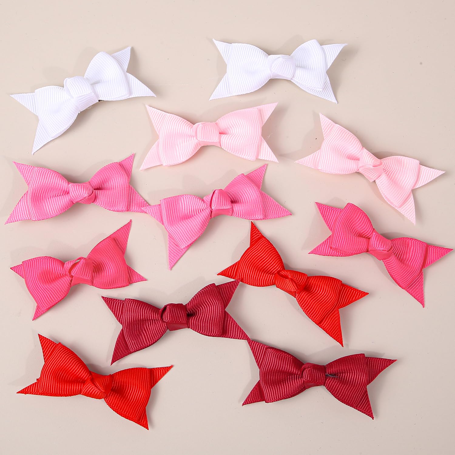 XIMA alligator clip detail highlights sturdy grip and gentle wear for kids.