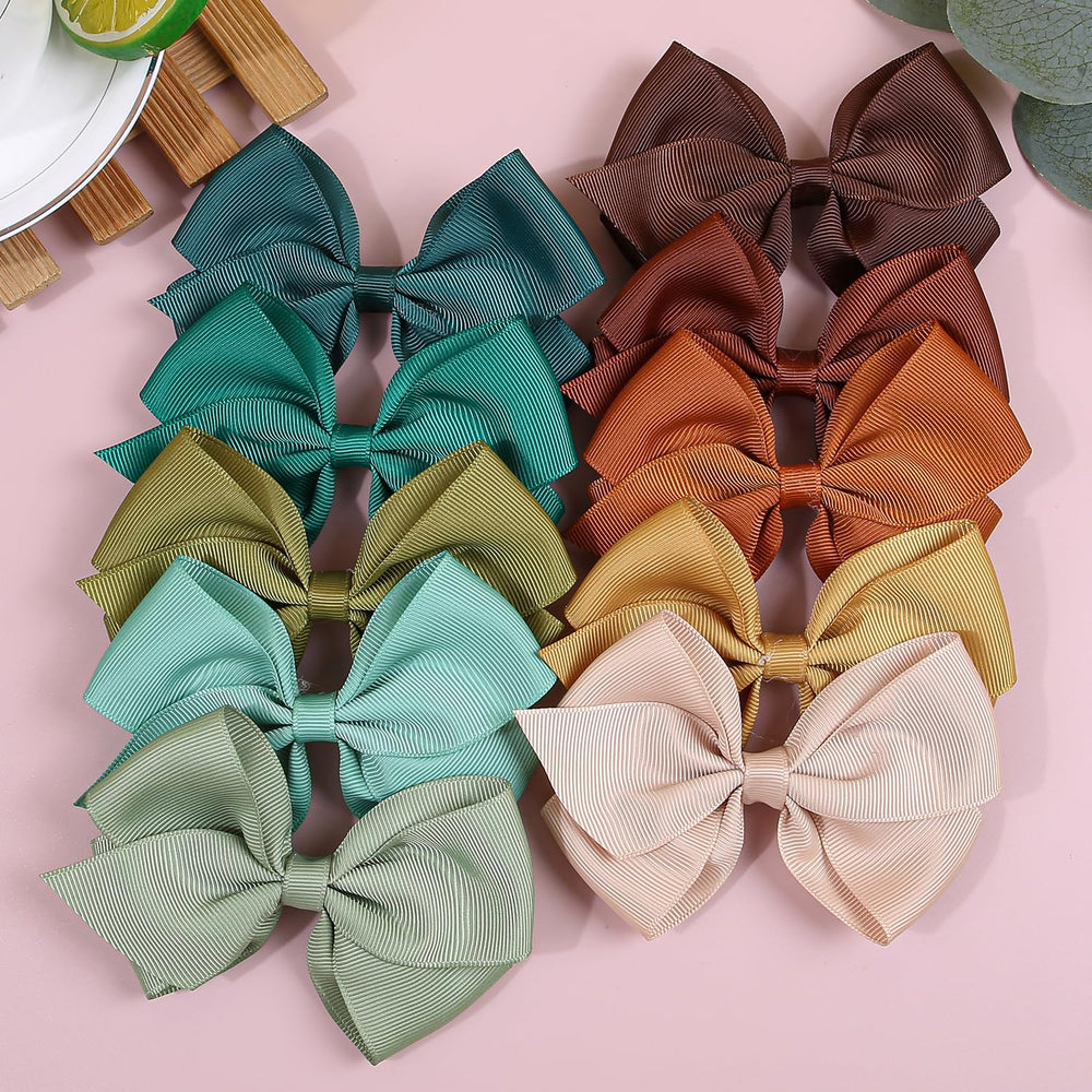 XIMA travel-friendly bows to complement outfits on trips