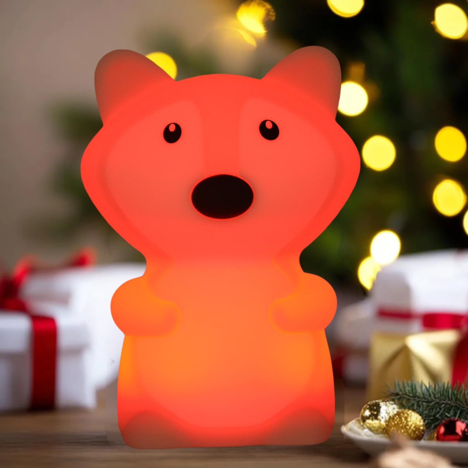 Xinjinhju fox night light in use at night supports late night nursing.