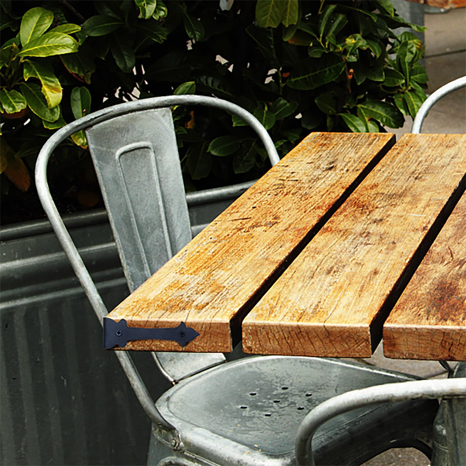 XKTIAN wood decorative detail corner protector adds rustic charm to desk