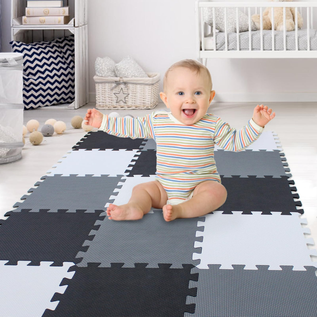 XMTMMD soft foam baby play mat tile assembly shows safe interlocking design for quick setup.