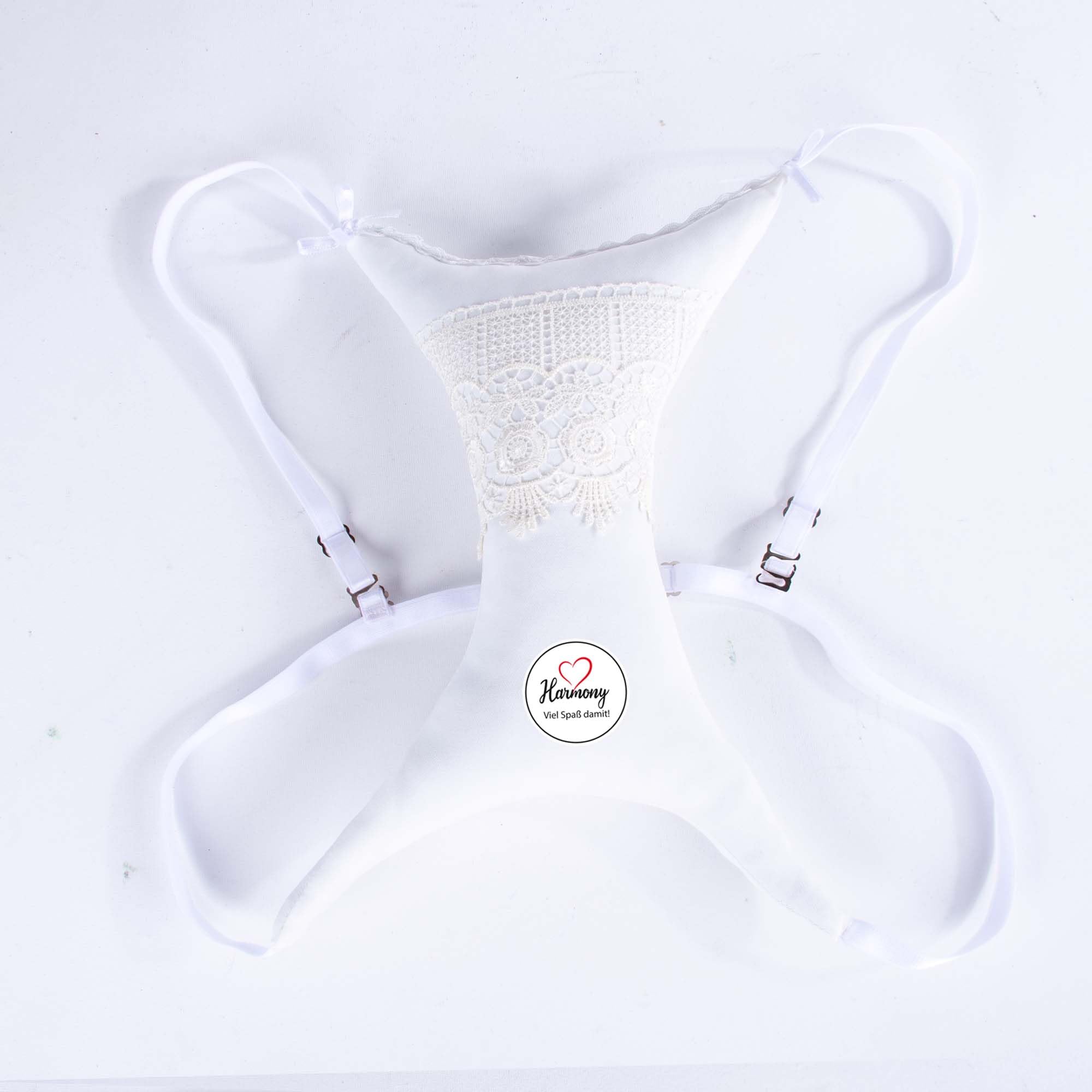 XORIA gift-ready red box presentation makes it an ideal gift.
