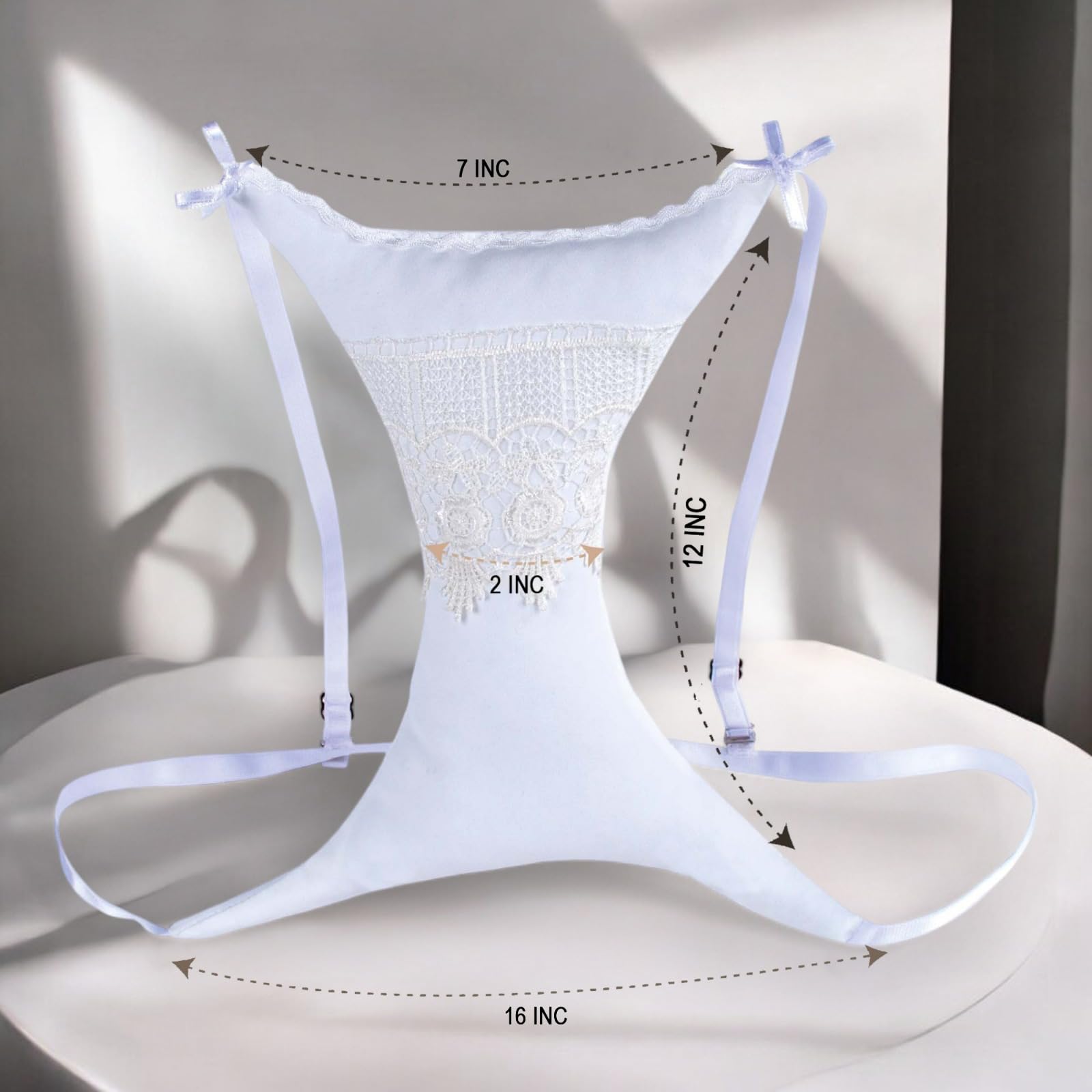 XORIA side-sleeper comfort demonstrates chest support for a restful night.
