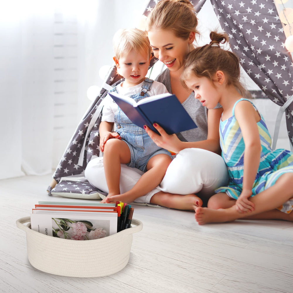 XUANGUO baby gift basket enhances nursery decor while staying practical.